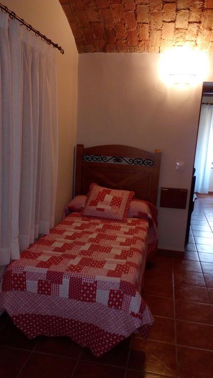 Apartamentos Rurales Casas De Los Maestros Talarrubias Екстер'єр фото