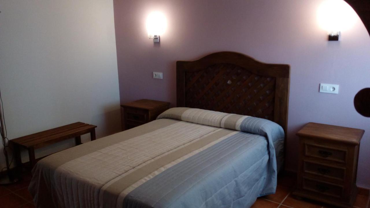 Apartamentos Rurales Casas De Los Maestros Talarrubias Екстер'єр фото